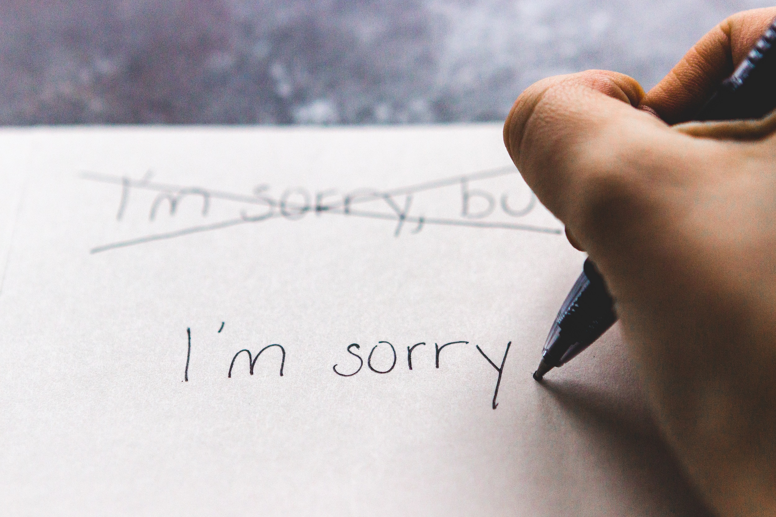 The Art of Writing Apology Emails to Customers